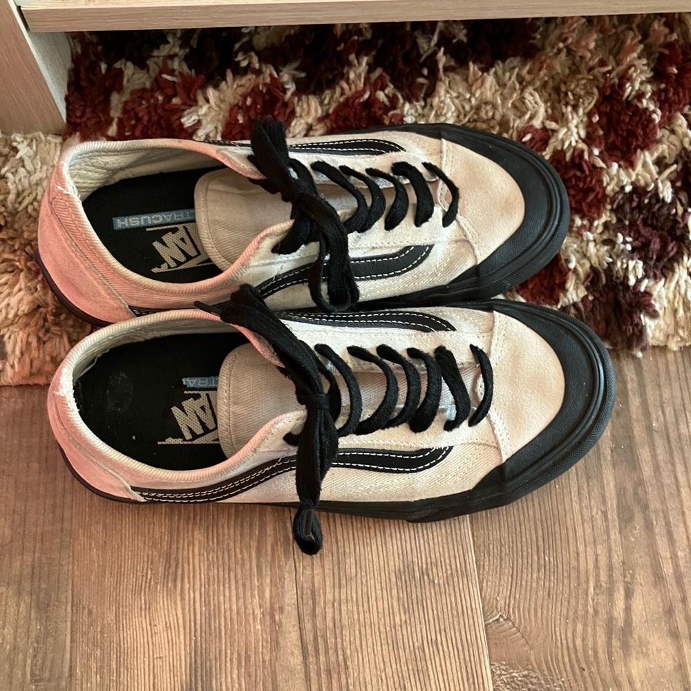 Vans old skool style 36 Decon SF skate shoe men’s 6 , women’s 7.5